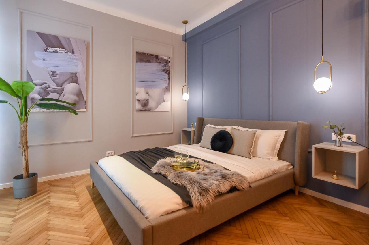 Modern Stay - Central Studios With Wall Projector Near Radisson Bukareszt Zewnętrze zdjęcie